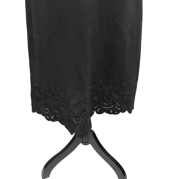 Talbots Embroidered Eyelet Bottom Shift Dress Size Large Black Short Sleeve Midi - Picture 5 of 9